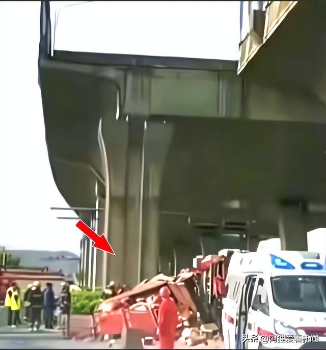 广东小车坠桥后续：一家五口身亡！知情人爆料，原因
披露 警方传达
