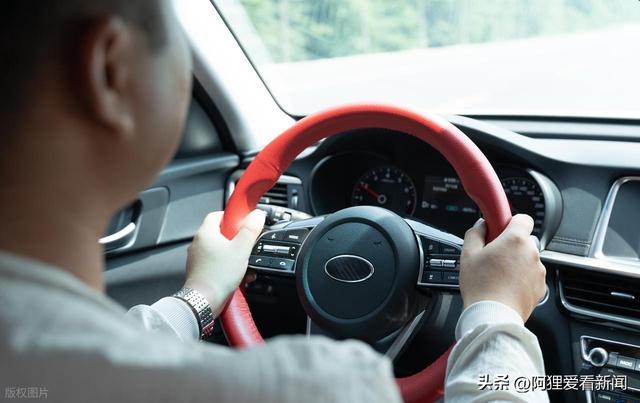 广东小车坠桥后续：一家五口身亡！知情人爆料，原因
披露 警方传达

