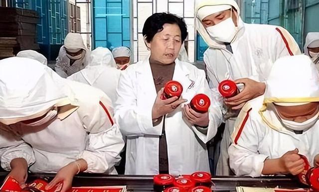 潜伏我国30年美国辣酱巨子
，年入450亿击败老干妈，被误认是国货