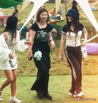 章子怡六一深夜发文，九图打脸汪峰！醒醒女年夜
十八变，姐弟高颜值