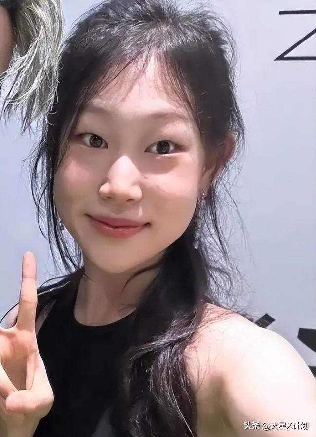 小沈阳演唱会翻车，不雅观

众齐喊退票提前离场，下跪致歉
仍难挽回口碑