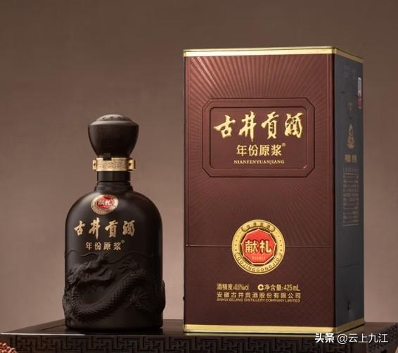 2025 口碑 TOP10！这 10 款白酒凭气力顺从
万千酒友味蕾
