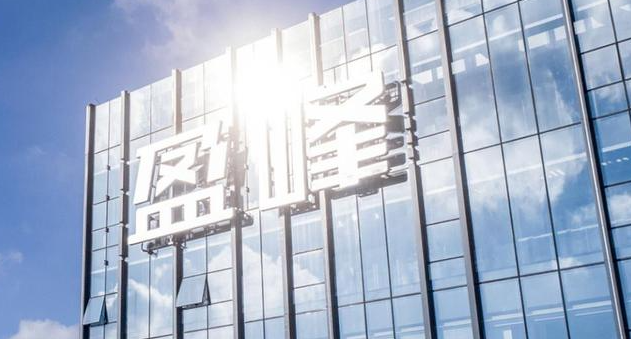 美的首创人何享健，坐拥2250亿财富无人继承，三个孩子均为老总