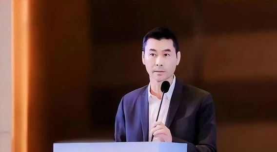 美的首创人何享健，坐拥2250亿财富无人继承，三个孩子均为老总