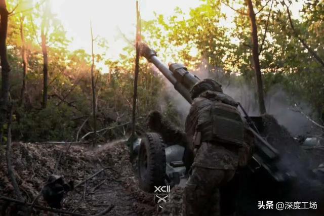 破晓4点，乌克兰1100公斤炸药
爆破克里米亚年夜
桥：俄军不能再忍了