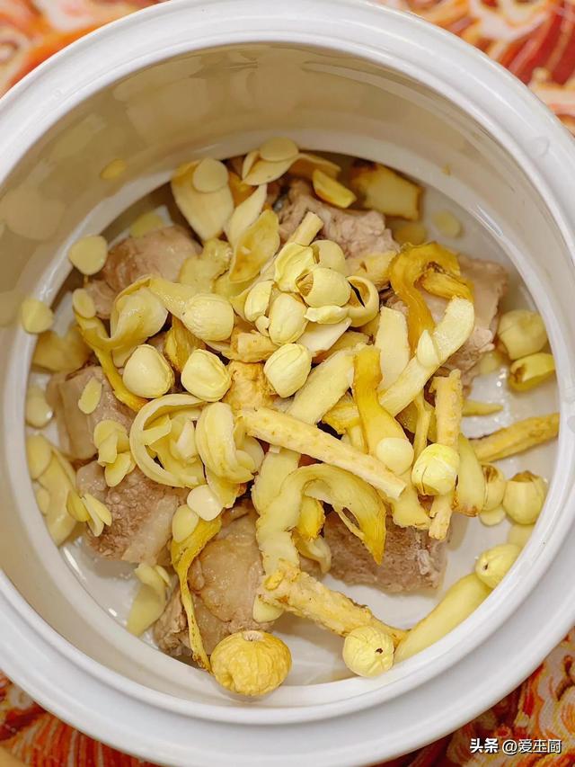 来日诰日芒种，记得吃2菜，食2肉，喝2汤，做2事，安康顺遂度酷夏