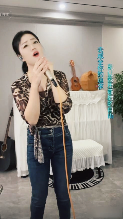 突发！江西美女网红逝世
，仅48岁，长的很漂亮，生前恶习暴露病因