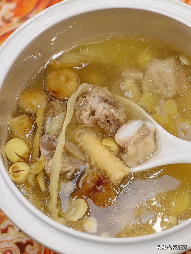 嫡芒种，记得吃2菜，食2肉，喝2汤，做2事，安康顺遂度酷夏