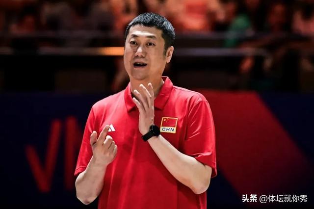 3-0！中国女排打疯了，全场压着打，赵勇完胜蔡斌，奥运会有戏