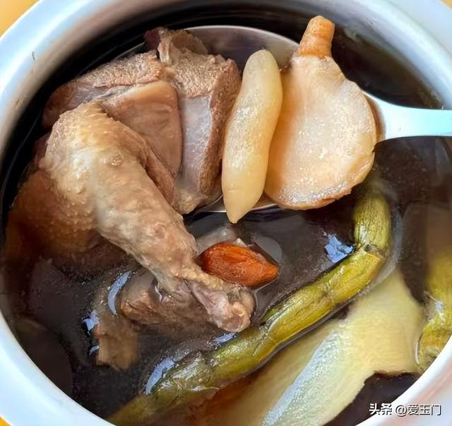 “芒种喝3汤，不消大夫帮”，今日芒种，3汤指的啥？不懂喝惋惜了
