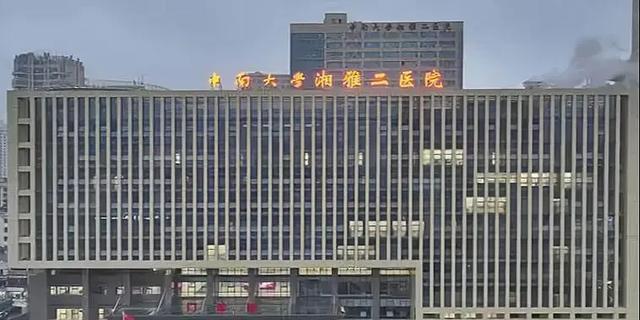 53岁主任医师唐浩！救济无效逝世
，知恋人曝缘故原由，常年住办公室