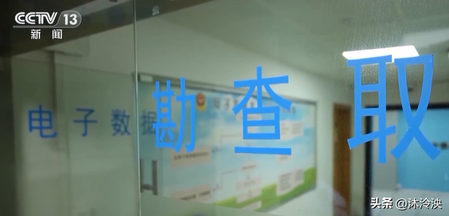 国平易近

日报发声！通缉台湾平易近
进党要犯，身份曝光，网友：终于出手了