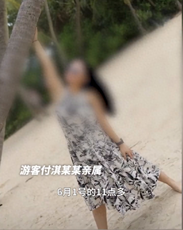 三亚文旅批评区陷落！被毒蛇咬女游客
真正去世

因曝光，游客
们都慌了