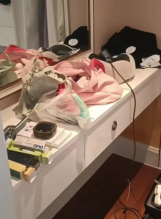 女子三亚蛇毒身亡：家境
富余

不差钱，主治医生曝光，等一个转达。