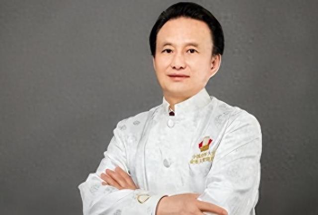 “军中厨神”李春祥逝世
，享年66岁，是队伍中军衔最高的厨师