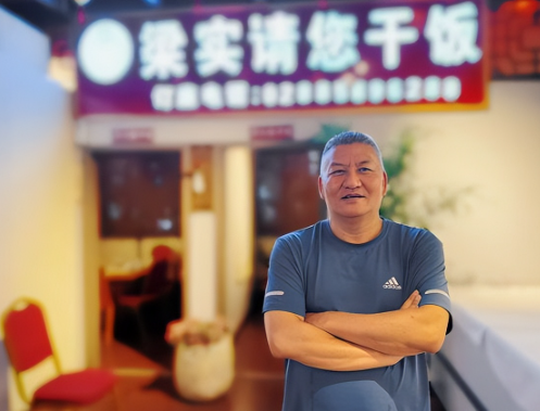 真恶心！59岁外子
将加入第29次高考，产业被扒，占高考资本
当网红