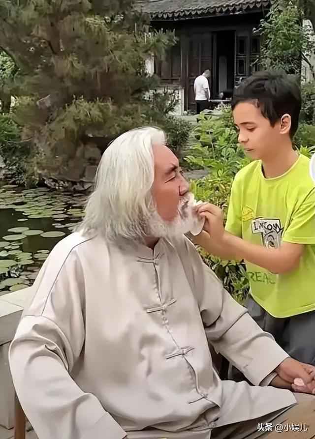 “牡丹花下逝世
，做鬼也风流”！74岁的张纪中这次谁也劝不了！