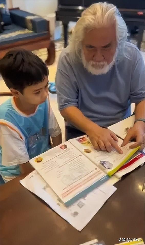 “牡丹花下逝世
，做鬼也风流”！74岁的张纪中这次谁也劝不了！