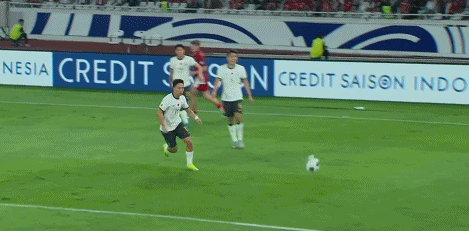 18强赛-杨泽翔送点、国足0-1无缘世界杯，68年正赛首负印尼
