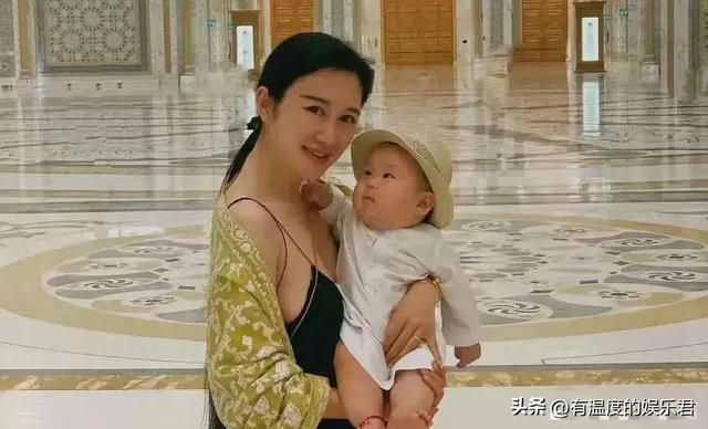 杜星霖，为何断念塌地爱张纪中这么多年？着实 答案俗套又露骨