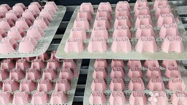 “定胜！” 苏州老字号传统糕点热卖