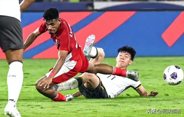 国足0-1出局！全场诞生4个弗成
思议
+2个不争究竟，最年夜
罪人竟是他