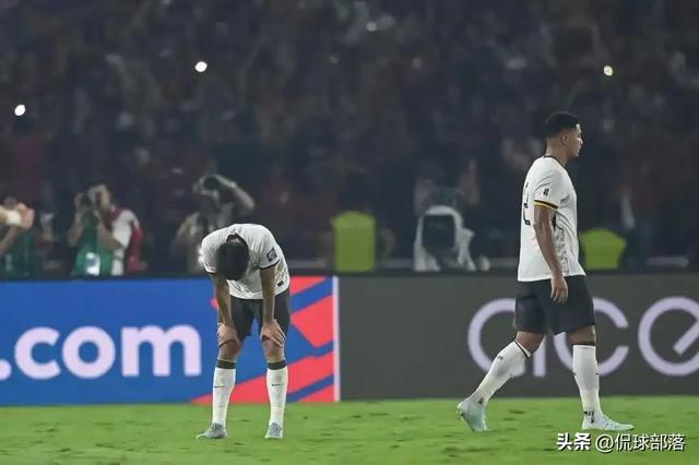 国足0-1出局！全场诞生4个弗成
思议
+2个不争究竟，最年夜
罪人竟是他
