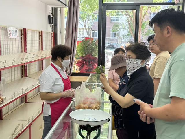 “中关村茶点”迁址重张，新老顾客纷纷来恭维