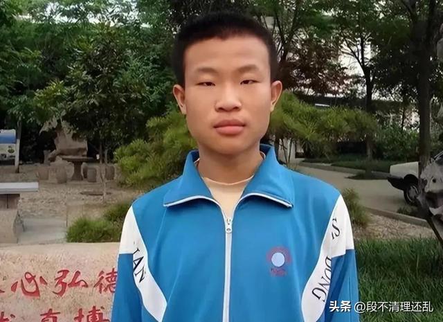 痛心！北大韦东奕突然现身，其身材和精力状态令人堪忧！
