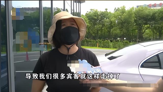 婚宴馒头提前上后续：30桌宾客
走光，新娘追责 旅店喊冤，律师回应