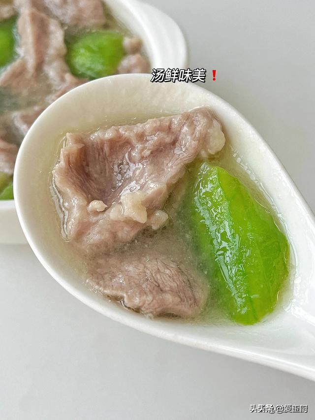 夏天多吃这菜，维C含量极高，顺手一炒，鲜嫩好吃不上火