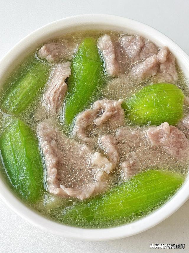 夏天多吃这菜，维C含量极高，顺手一炒，鲜嫩好吃不上火