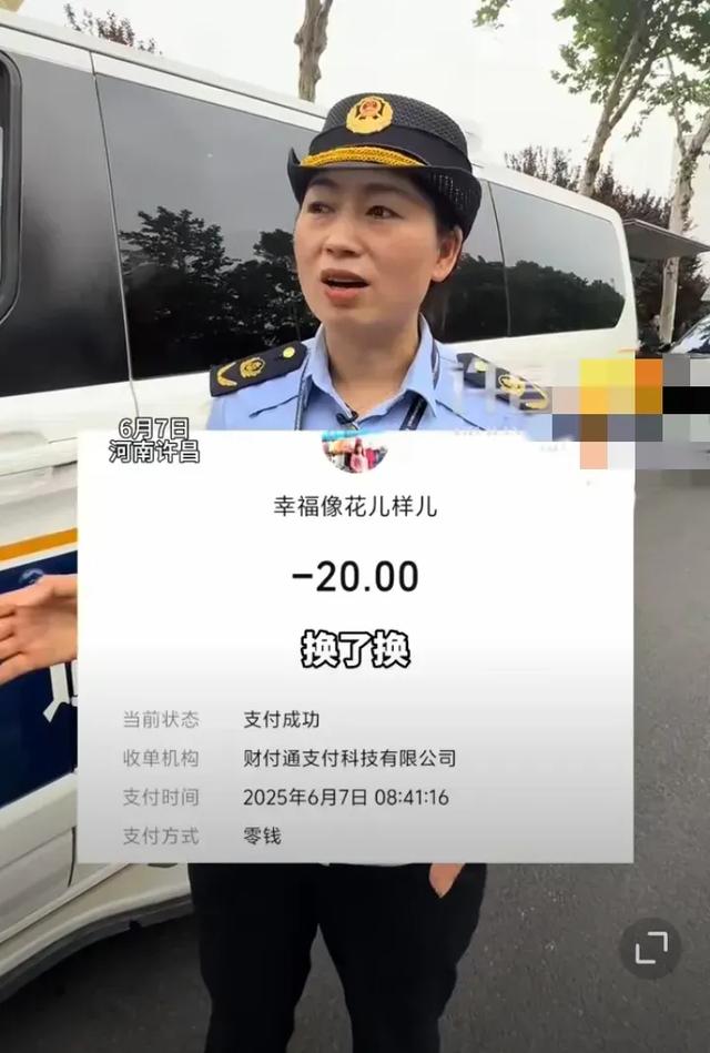 尴尬！高考第一天，就有女考生因为穿戴
问题被拦在科场外
