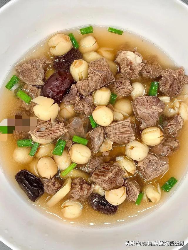 睡眠不好轻易老，这四种食物可改善睡眠，一周吃3次，助眠结果好