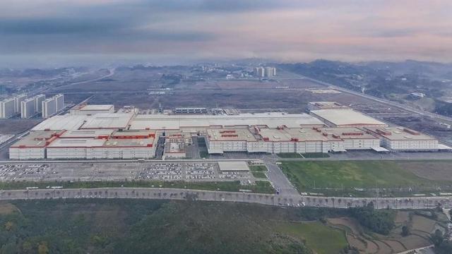 中国“固态电池”正式装车路试，充6分钟跑1000km，密度秒杀环球