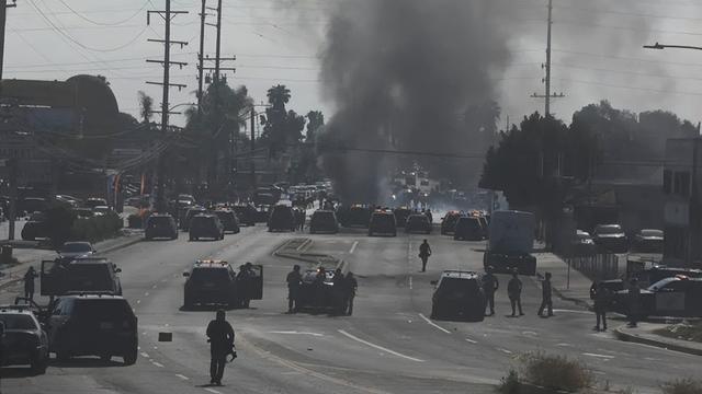 洛杉矶乱了？特朗普派2000国民

警卫队进入，号称“解放洛杉矶”？