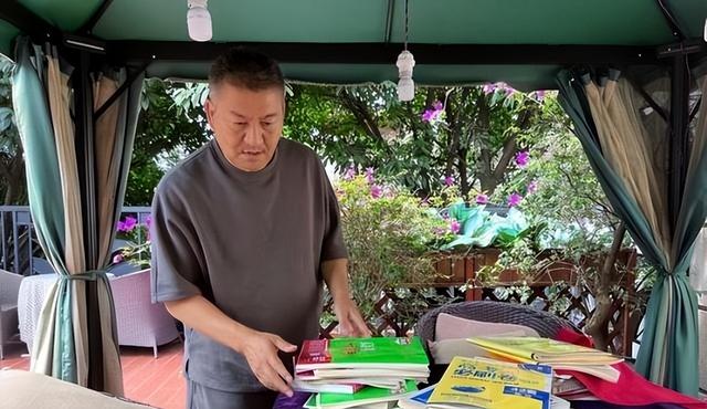 真恶心！夫君58岁将到场第29次高考，背后财产被扒，占用资源
30年