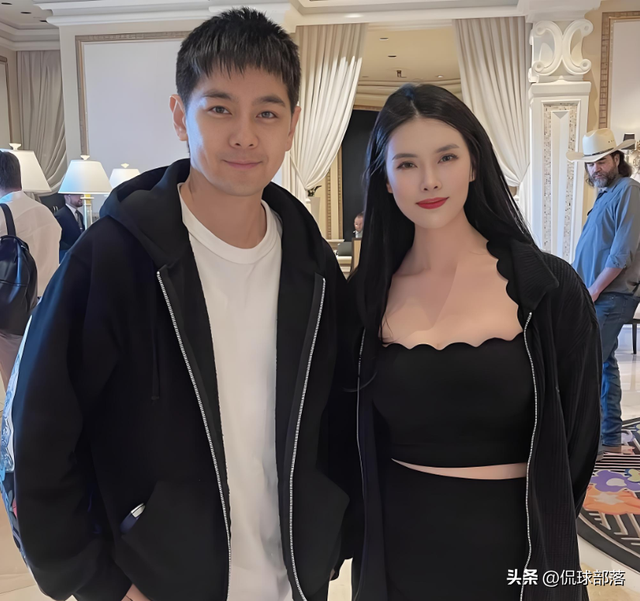NBA巴特勒艳福不浅！带性感美女坐私人飞机，2年能赚8亿果然会玩