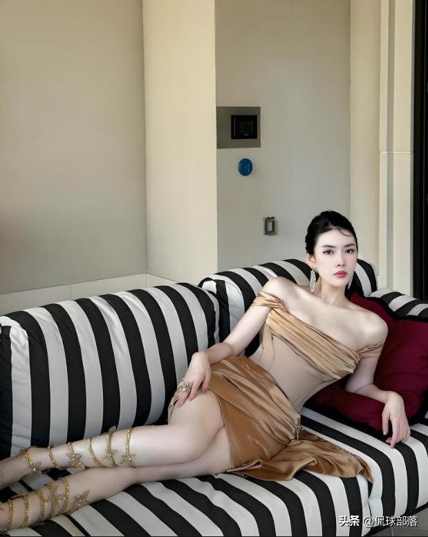 NBA巴特勒艳福不浅！带性感美女坐私人飞机，2年能赚8亿果然会玩
