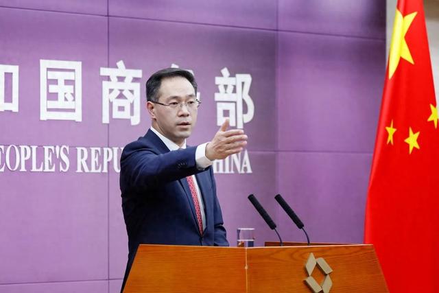 不止稀土，特朗普才发现：“天平”已偏向
北京，美国已无法挽回
