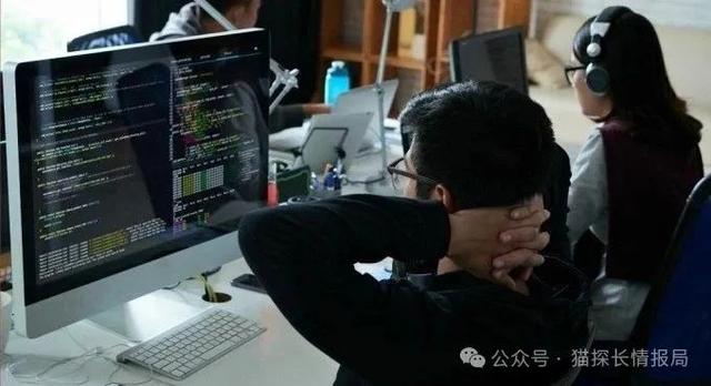 代码神话崩塌！美国 CS 毕业生集体破防：我们被时代
的镰刀割惨了