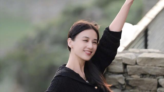 这一次，发急下一段婚姻的黄圣依，毕竟
没给杨子留“一丝体面”！