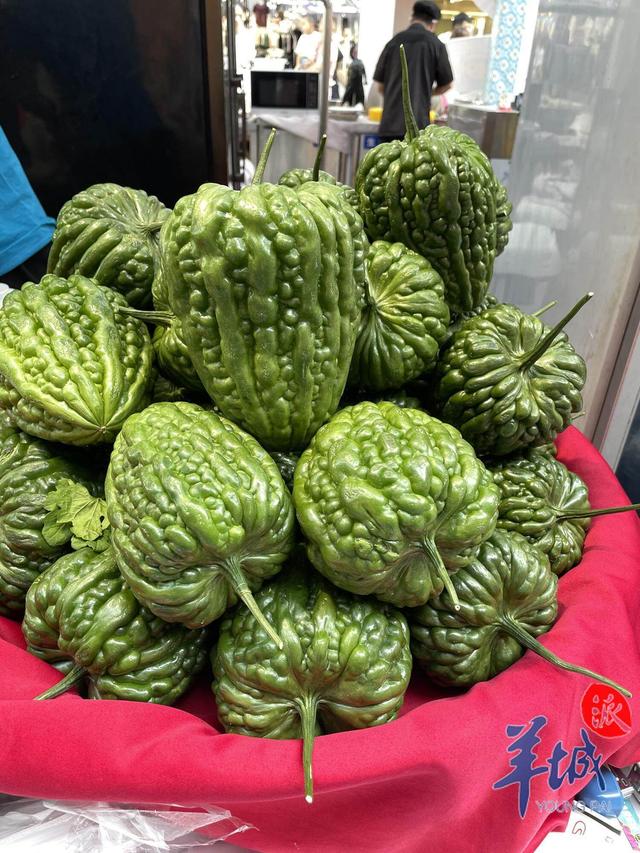 “粤味葡韵”美食文化嘉年华喷鼻
溢广州高低
九，200万元消耗券等你来领