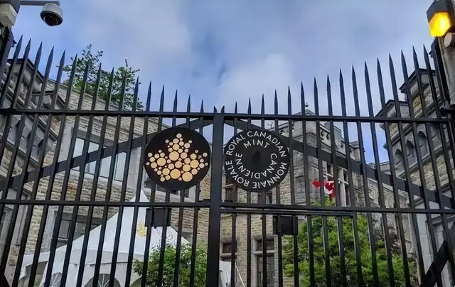 中方专机抵英，美不许中方在伦敦建馆，不到24小时，英方对美承诺