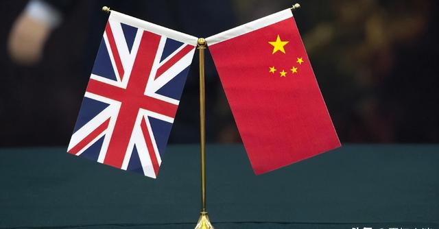 中方专机抵英，美不许中方在伦敦建馆，不到24小时，英方对美承诺