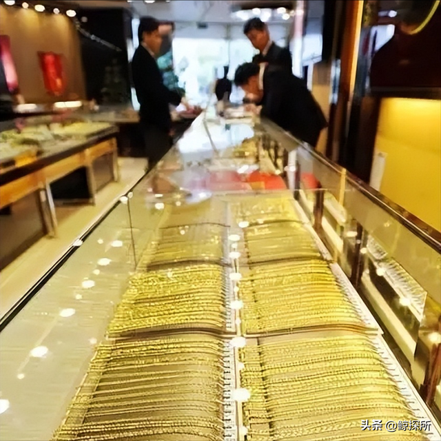 浙江一金店暴雷！老板套现41亿完美隐身，多名投资者血本无归