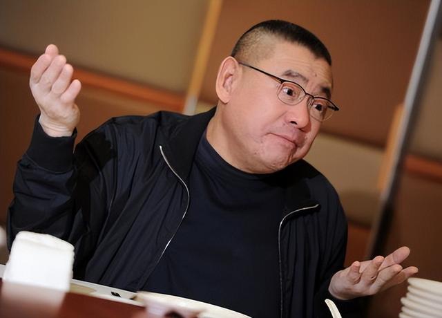 卷走200亿，干倒8000名富豪，“广东第一平易近
企”竟是惊天圈套
？