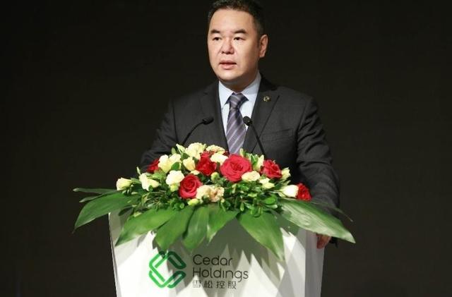 卷走200亿，干倒8000名富豪，“广东第一平易近
企”竟是惊天圈套
？