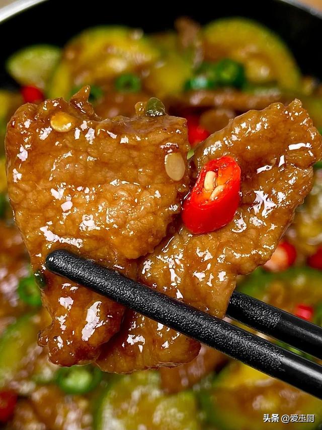 夏天出汗多钙流失快！8道“补钙菜”要常做，孩子吃饭喷鼻
长得快