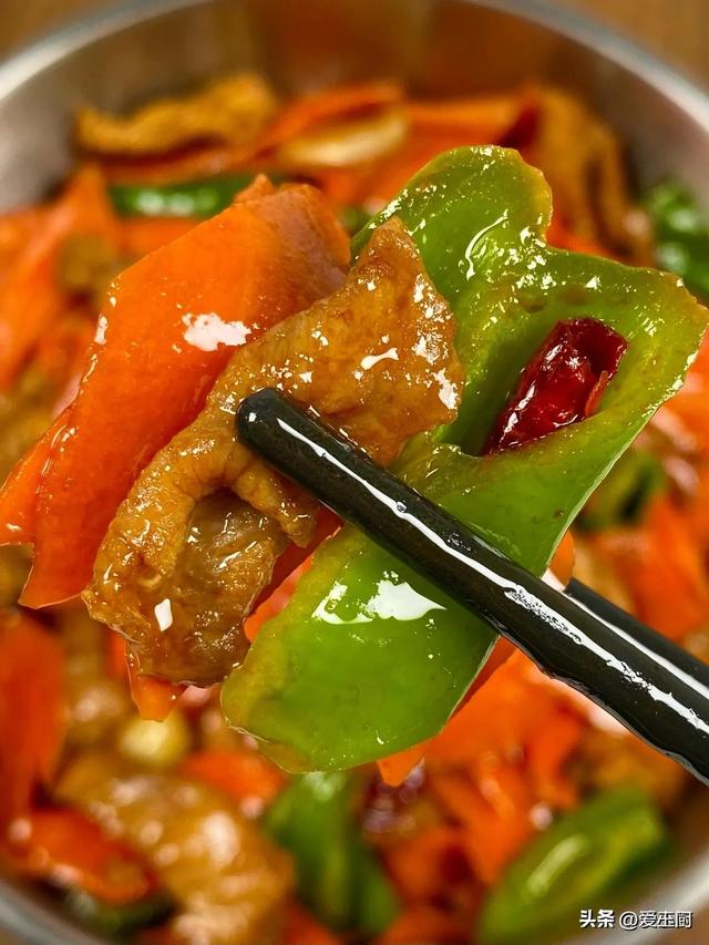 夏天出汗多钙流失快！8道“补钙菜”要常做，孩子吃饭喷鼻
长得快